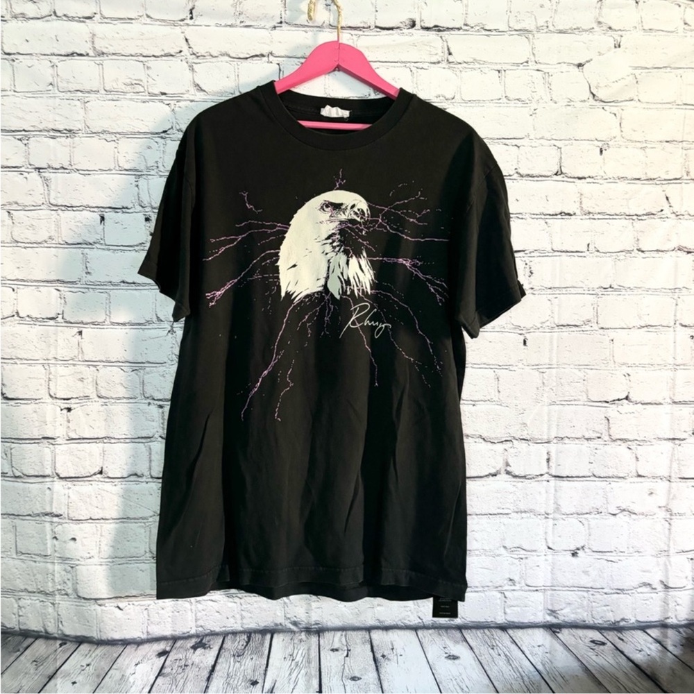 RHUIGI. Black graphic Tshirt. Size M